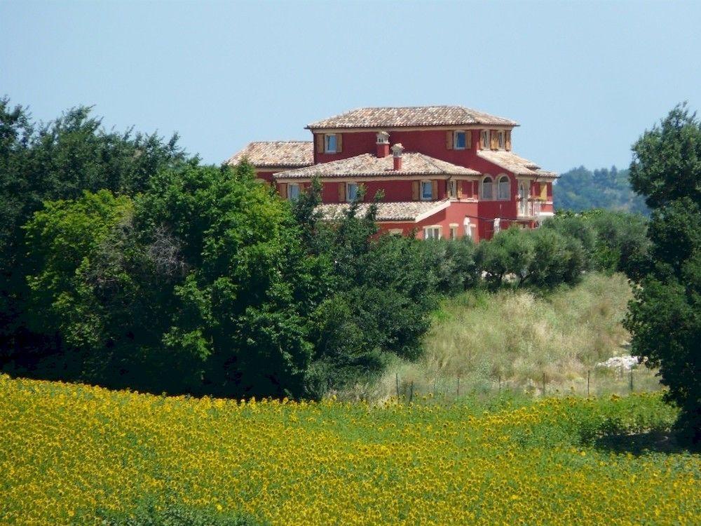 Gasthaus L'Antigo Granaro Agugliano Exterior foto